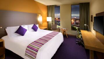 Ropa de cama de alta calidad y minibar