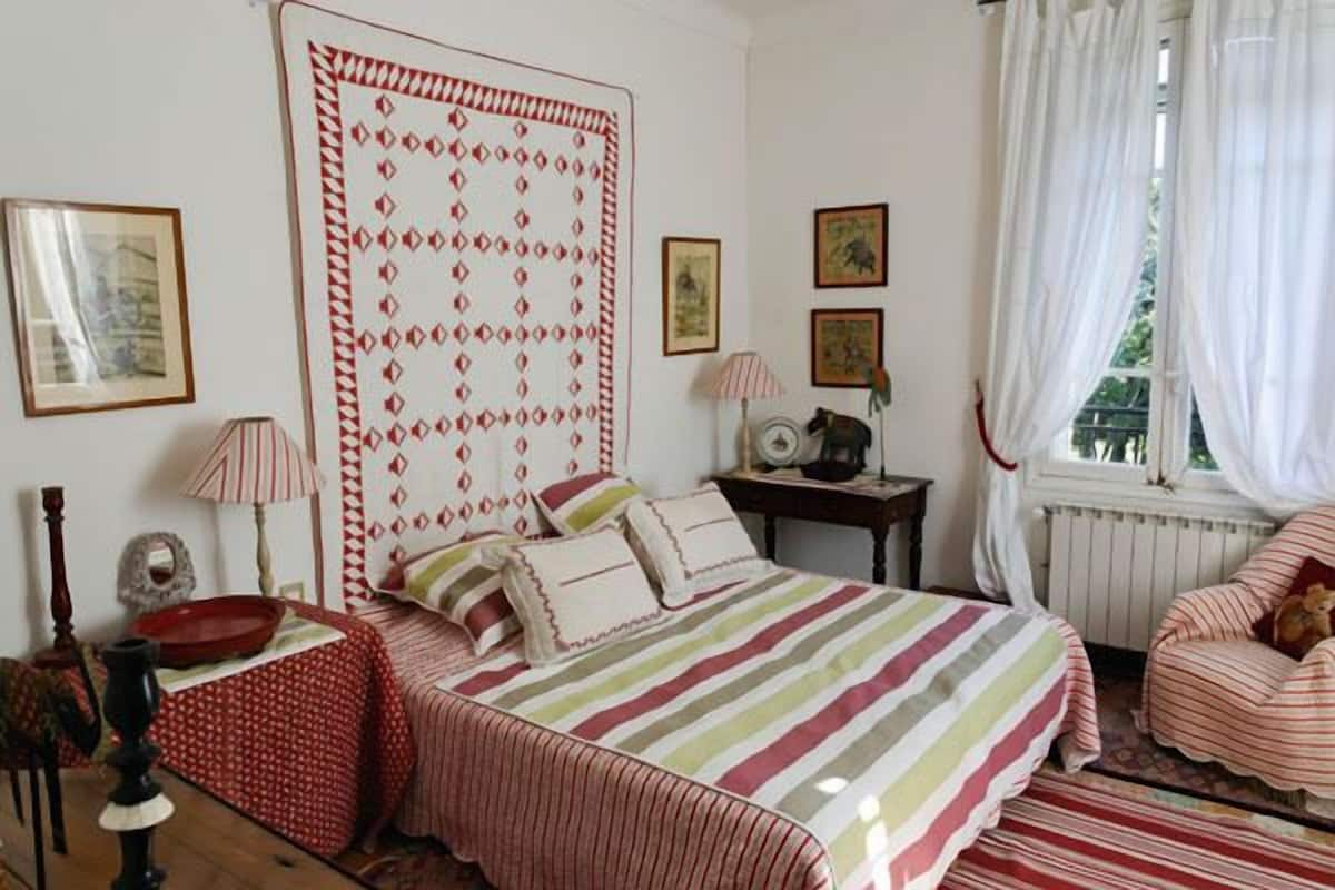 Standard Double Room, Private Bathroom | Individually decorated, soundproofing, cribs/infant beds, free WiFi