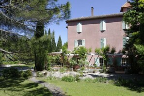 Terrace/patio - Le Domaine de Saint Véran (Orgon)