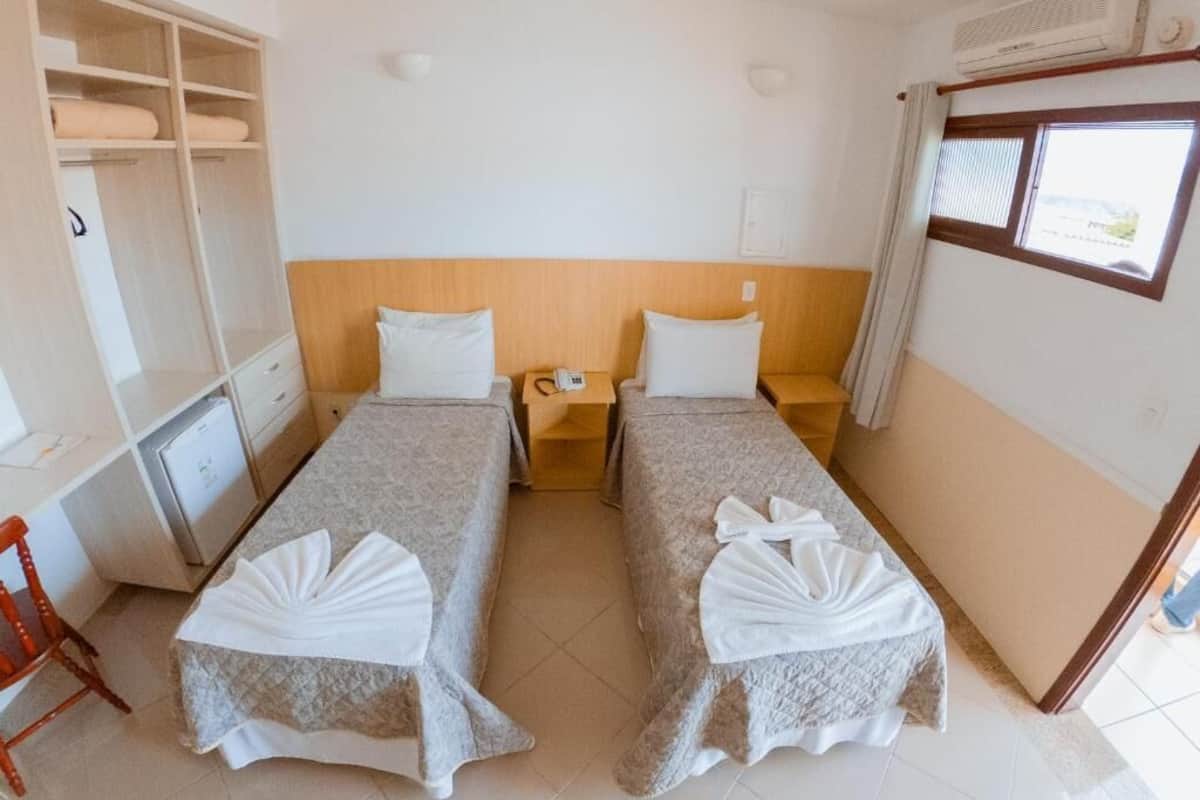 Minibar, desk, free WiFi, wheelchair access
