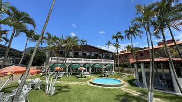 Piscina externa