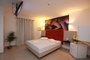 Chambre Double, bain à remous