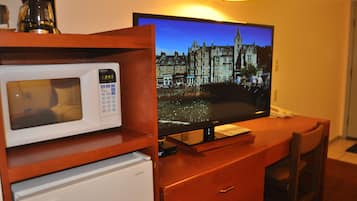 46-inch LED TV with cable channels, TV