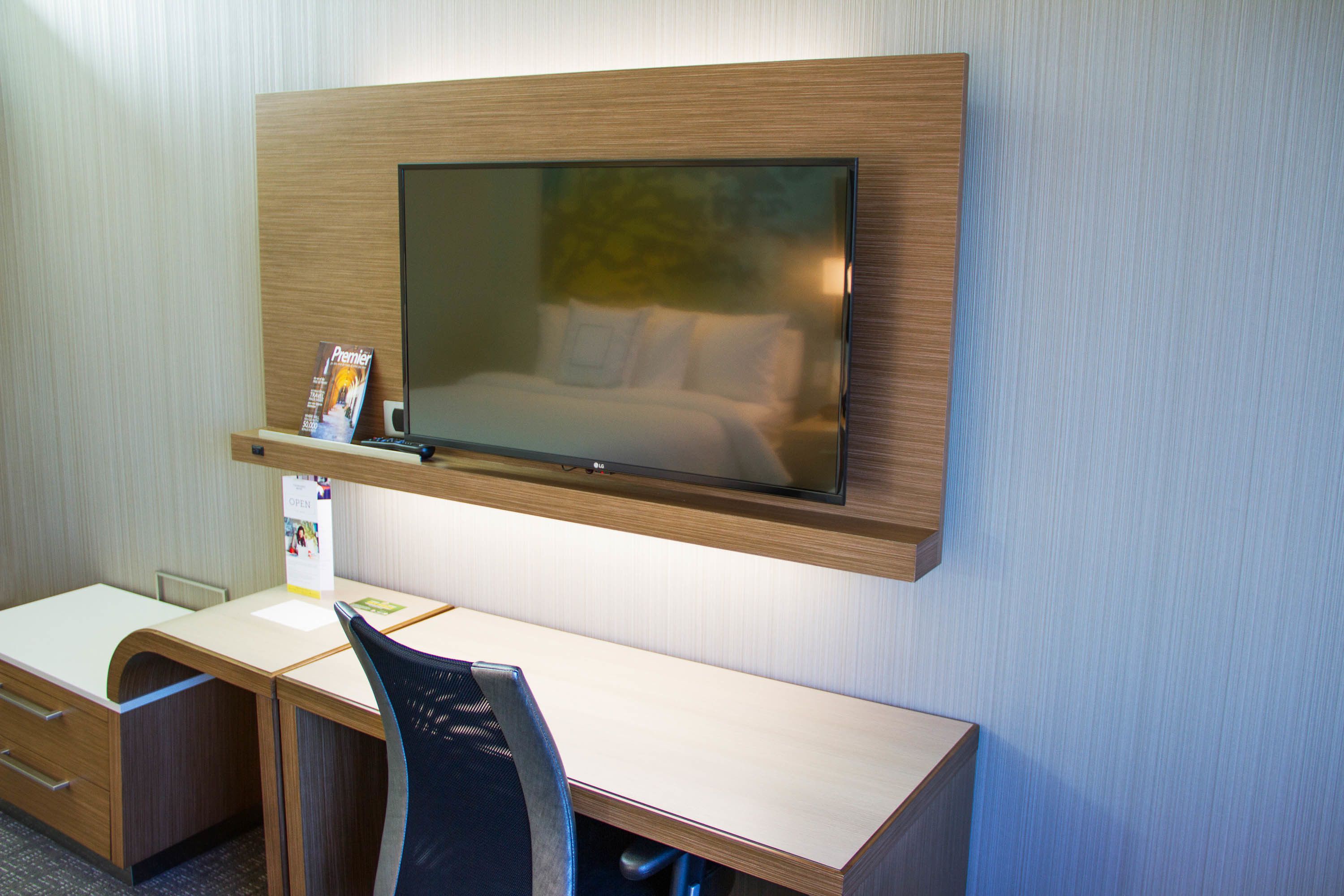 room, 2 queen beds, non smoking, bay view | 1 bedroom, desk, iron/ironing board, free wifi