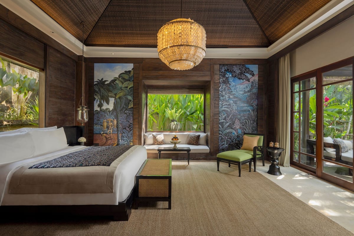 3 bedrooms, frette italian sheets, premium bedding, down duvets