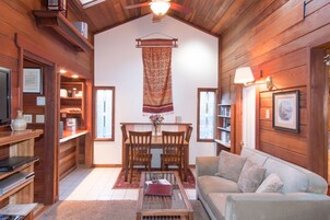 Premium Cottage, Hot Tub (Redwood Cottage) | Living area | TV