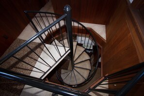 Panoramic Suite, Fireplace, City View (Redwood Tower) | Staircase