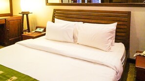 デラックス スイート | 1 室のベッドルーム、セーフティボックス (室内)、デスク、遮光カーテン