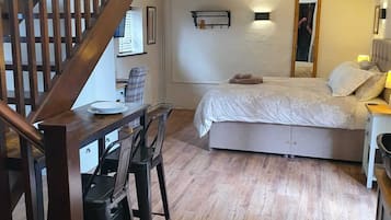 Deluxe Suite, Ensuite, Courtyard View | 1 bedroom