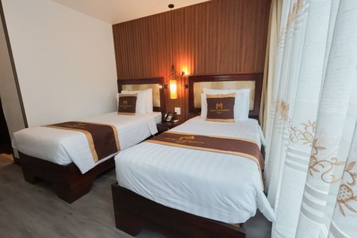 Minibar, in-room safe, desk, soundproofing