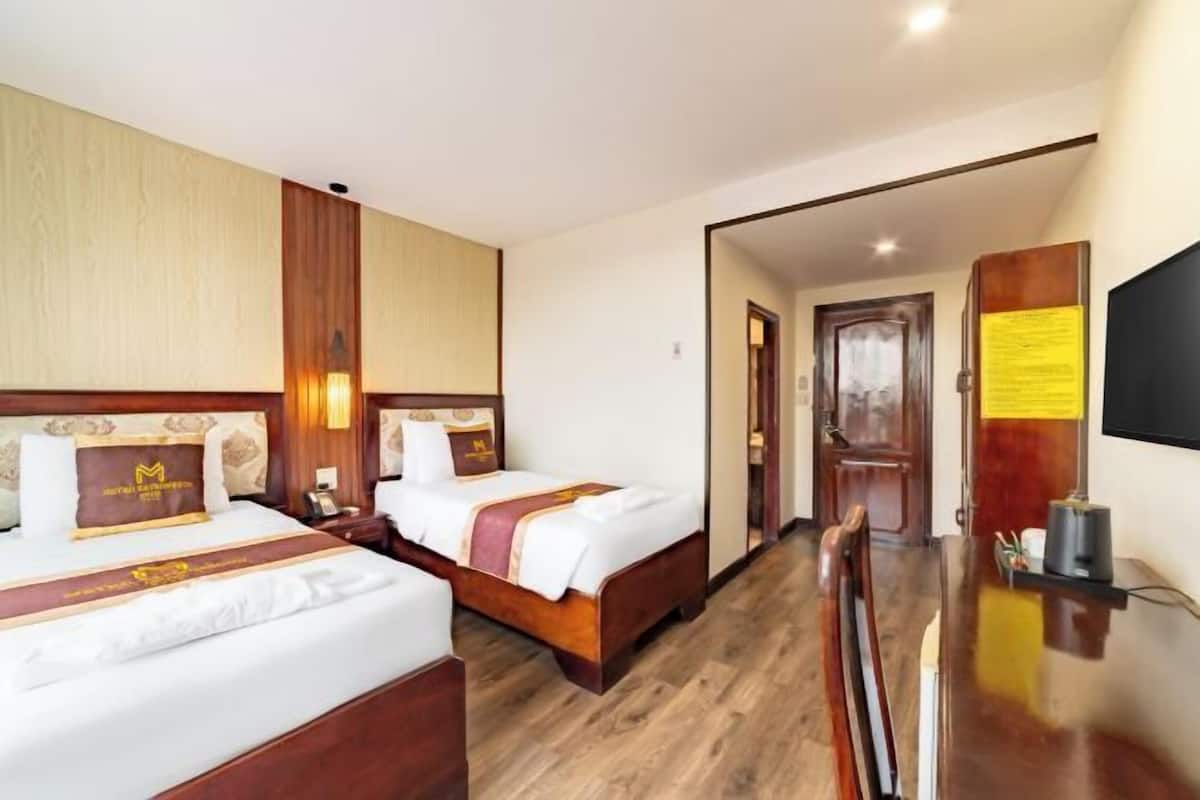 Minibar, in-room safe, desk, soundproofing