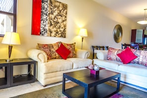 Living area - El Faro Oceanfront by Bric (Playa del Carmen)