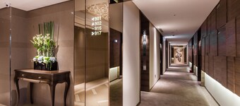 Green World Taipei Station