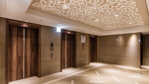 Ảnh chưa phân loại, 5 trong số 99 ảnh, nút