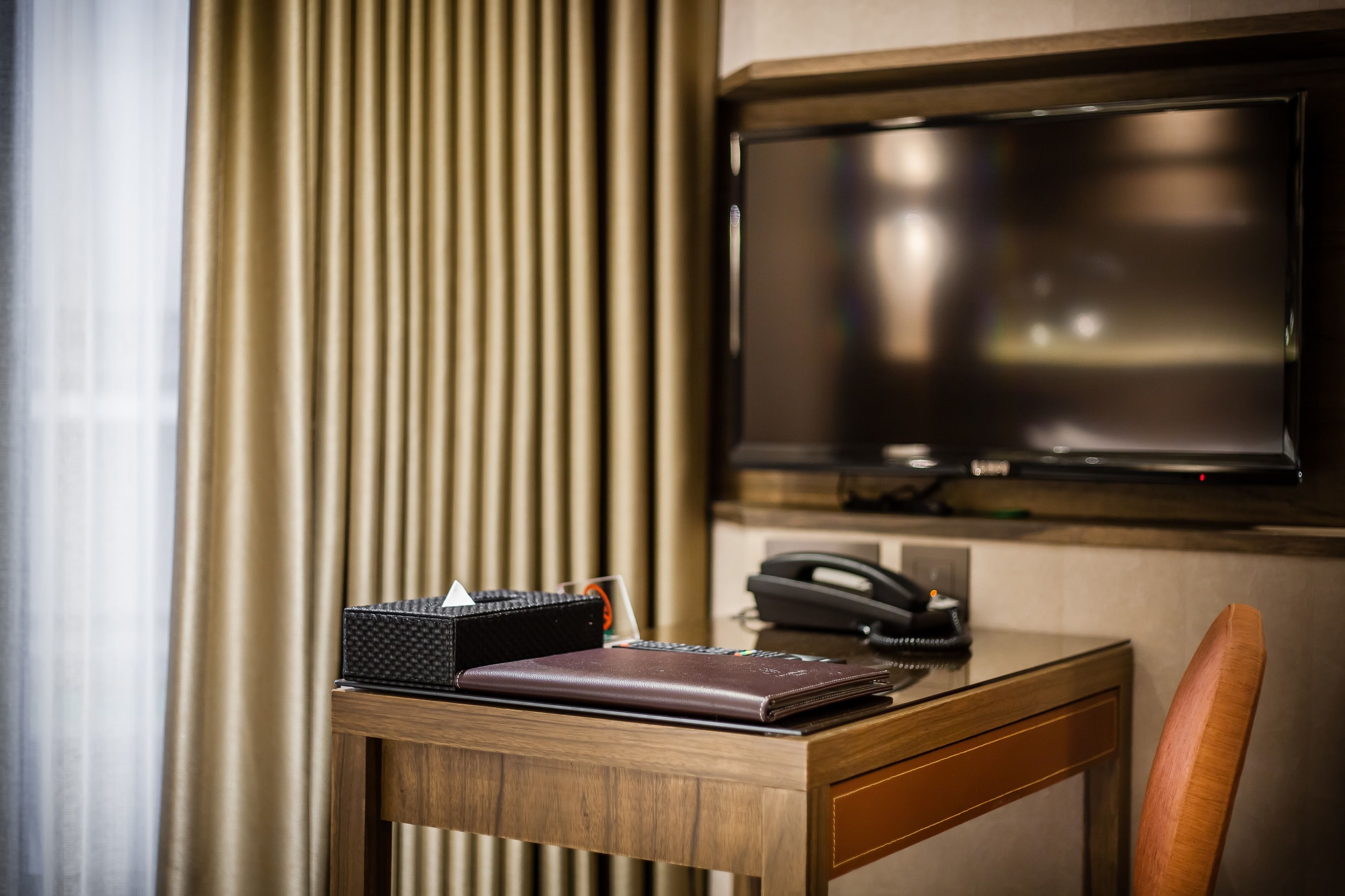 in-room safe, desk, free wifi, bed sheets