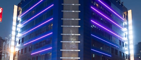 Fassade der Unterkunft â Abend/Nacht