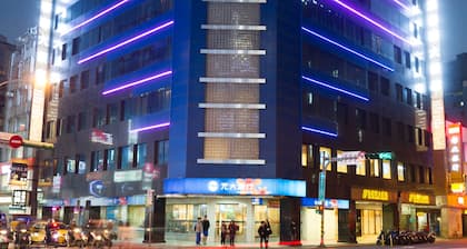 Green World Taipei Station