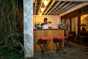 Bar (on property) - Club Villa (Bentota)