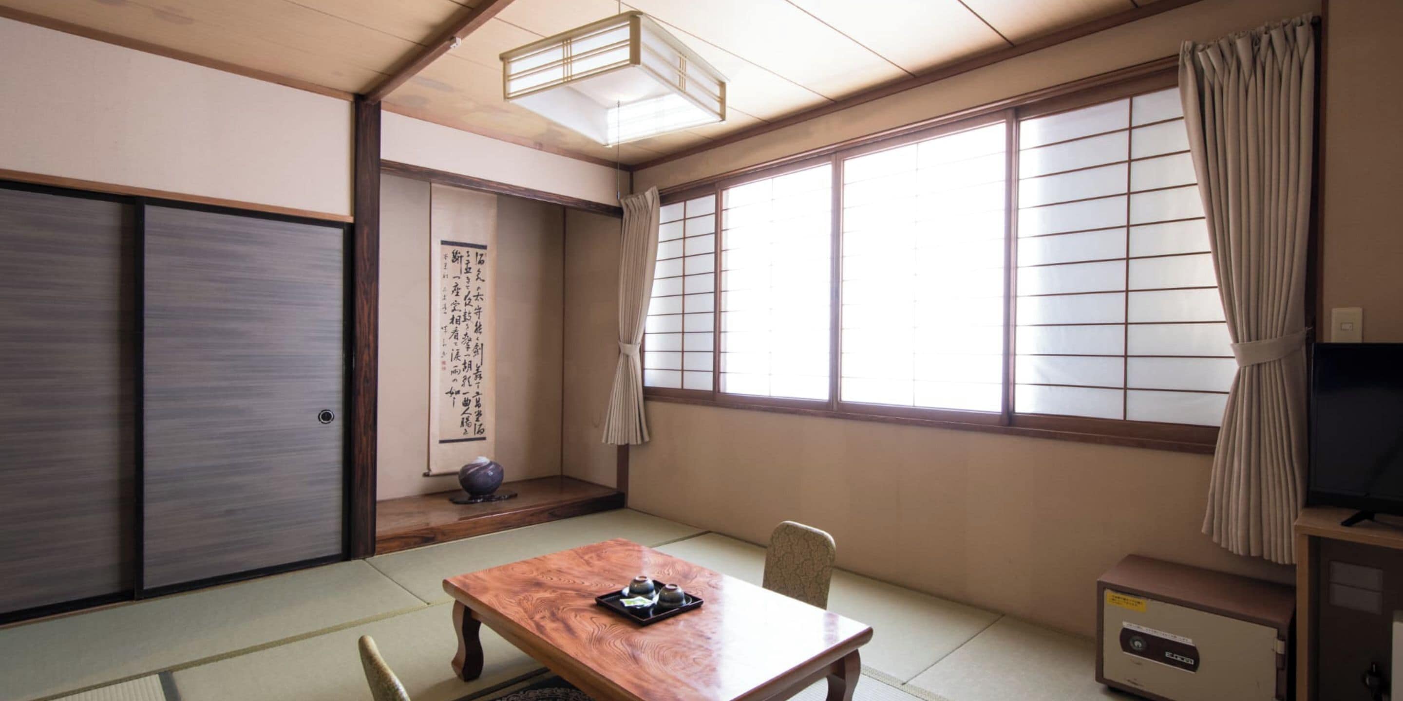 Chambre, non-fumeurs (EastWing, JP Style, No Wifi, 8 tatami) | Coffres-forts dans les chambres