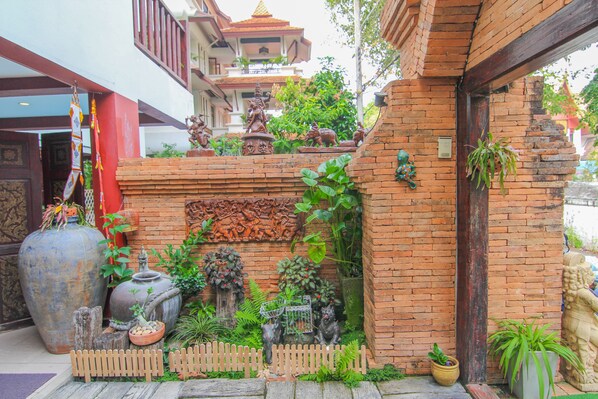 Property entrance - SK house 2 (Chiang Mai)