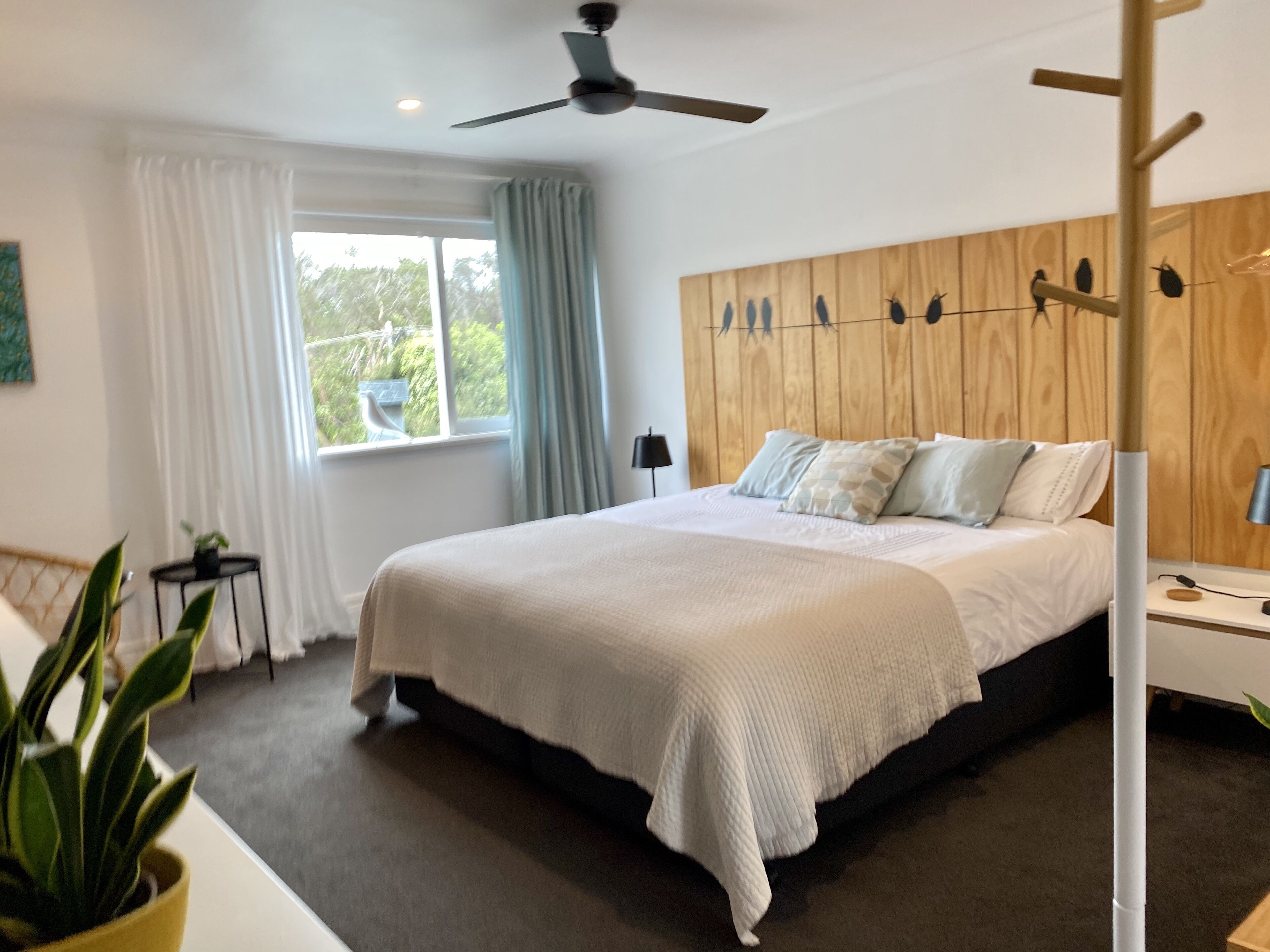 Birds Suite | 1 bedroom, premium bedding, desk, blackout drapes