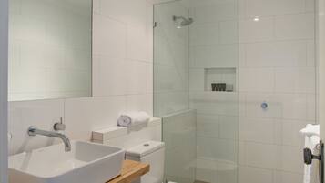 Shower, free toiletries, hair dryer, bathrobes
