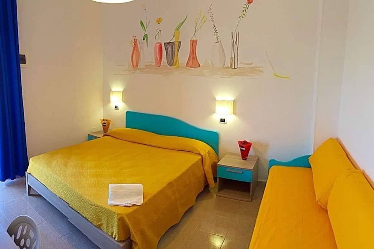 Minibar, una cassaforte in camera, una scrivania