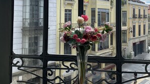 Suite Quadruple | 1 bedroom, Frette Italian sheets, down comforters, Select Comfort beds - Purple Dog Suites (León)