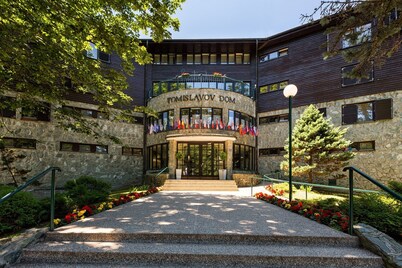 Hotel Tomislavov Dom