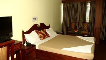 Rollaway beds, free WiFi