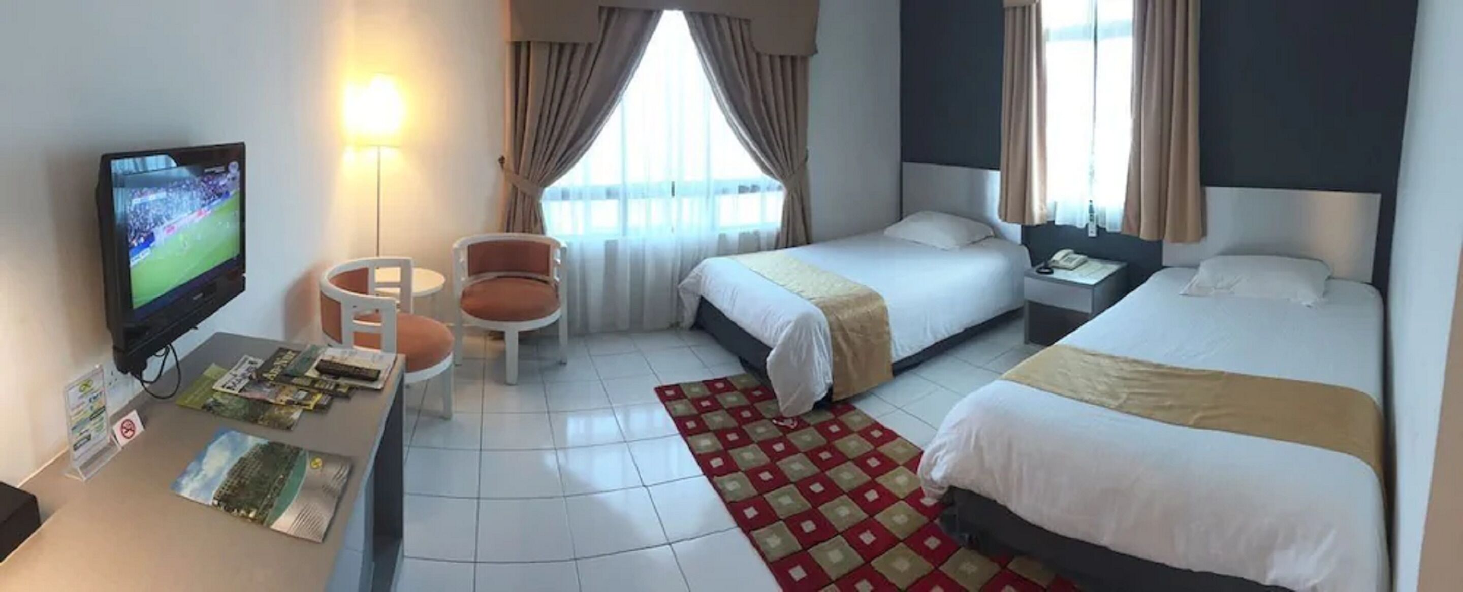 minibar, in-room safe, individually decorated, individually furnished