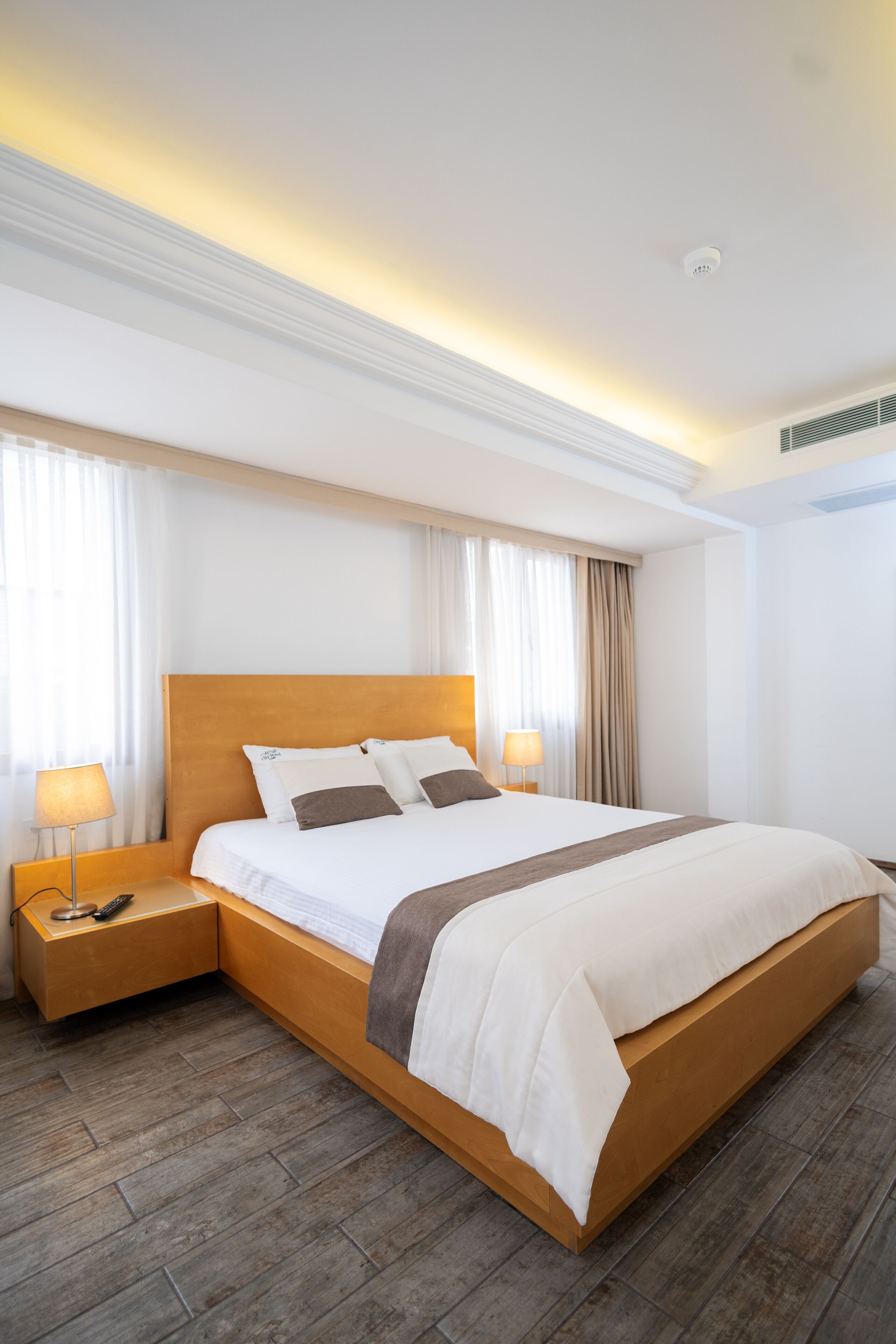 Grand Double Room | Free minibar items, in-room safe, desk, soundproofing