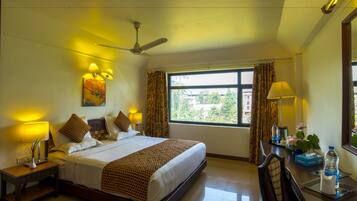 Minibar, in-room safe, desk, soundproofing