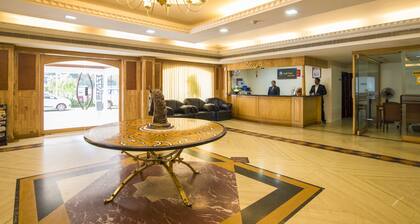 Golf View Hotel & Suites