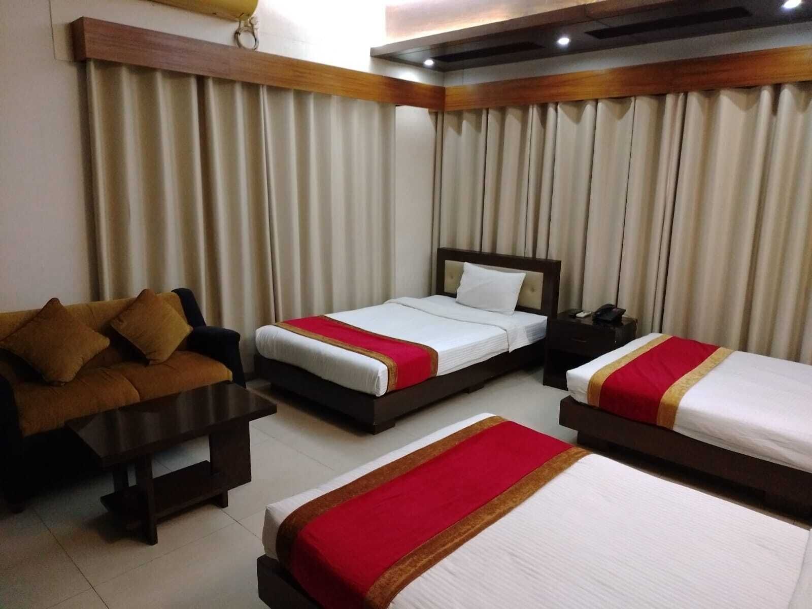 In-room safe, free WiFi