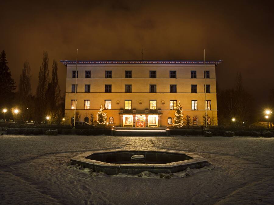 Front of property – evening/night