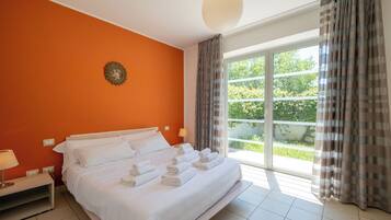 Superior-Apartment | Individuell eingerichtet, Bettwäsche