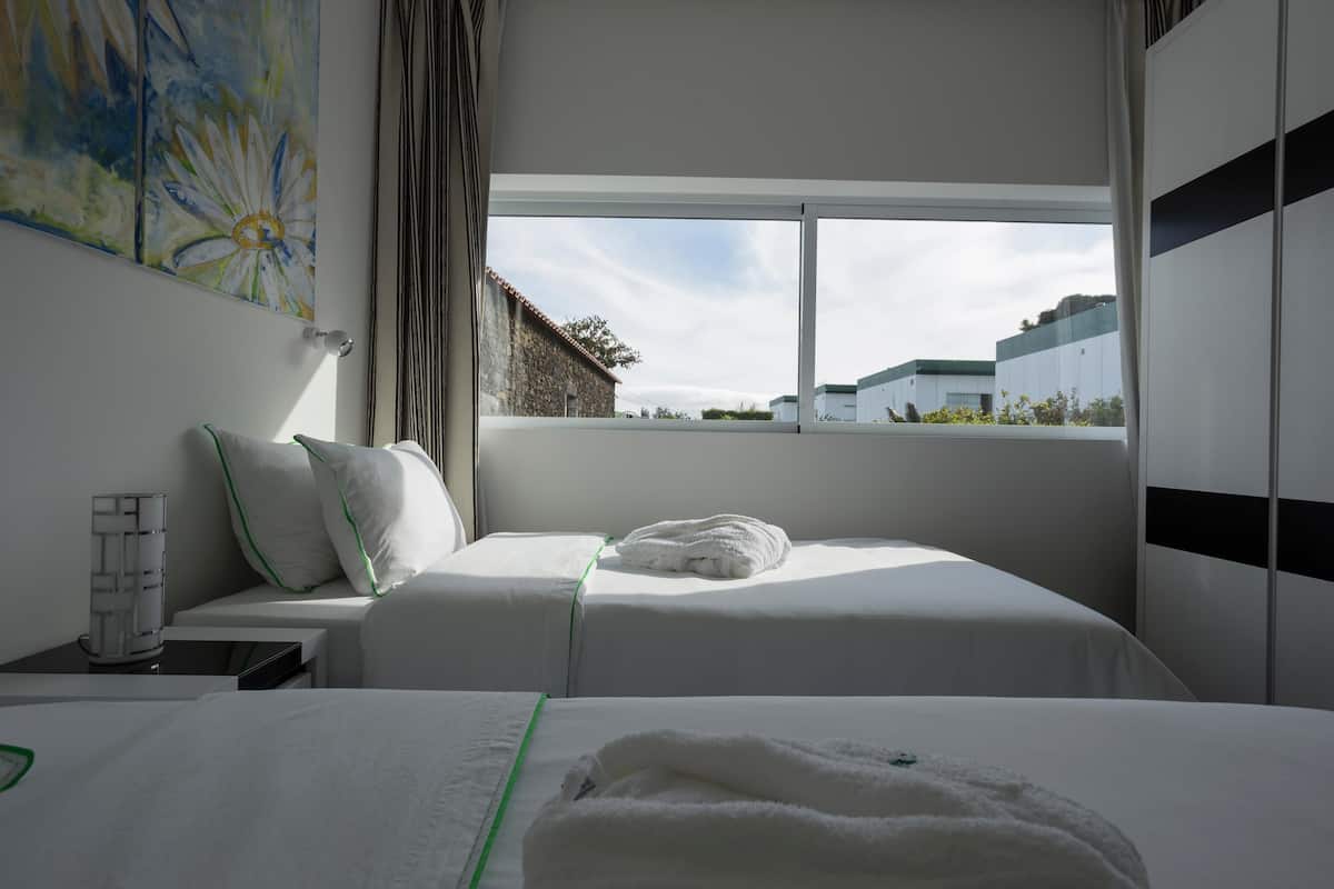 In-room safe, desk, blackout curtains, soundproofing