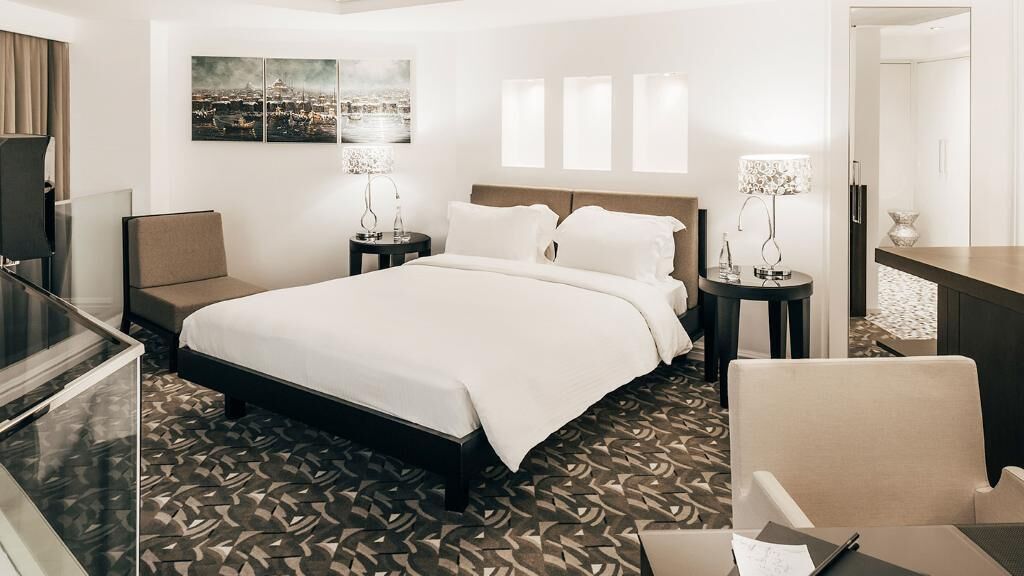 Premium bedding, minibar, in-room safe, desk