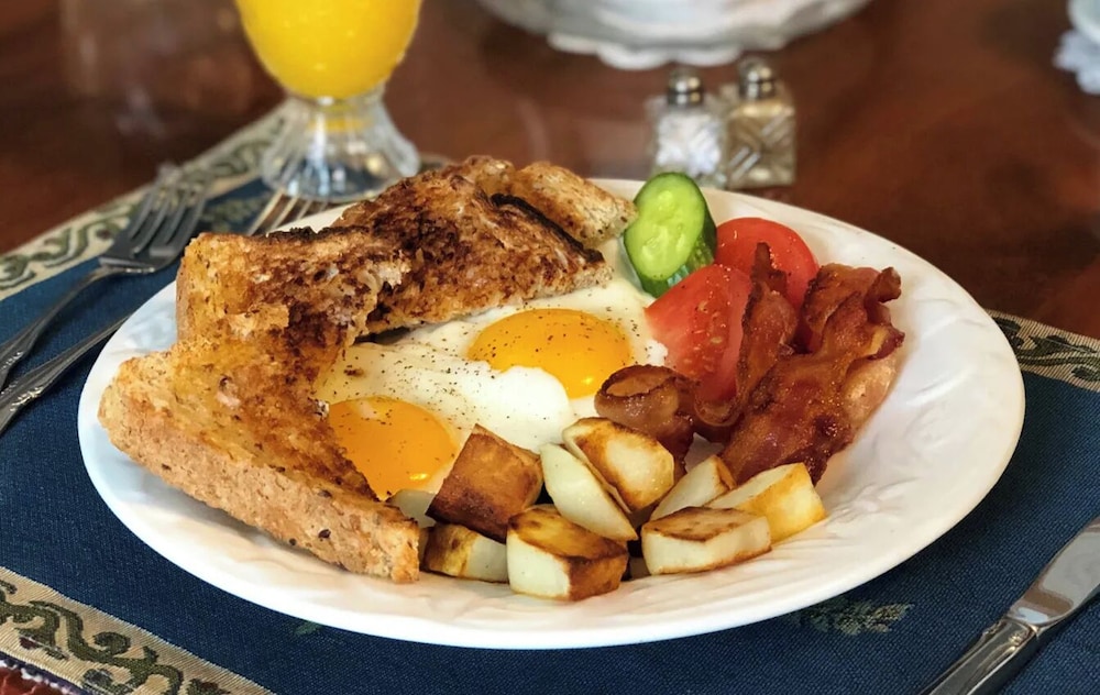 Fitzroy Hall by null