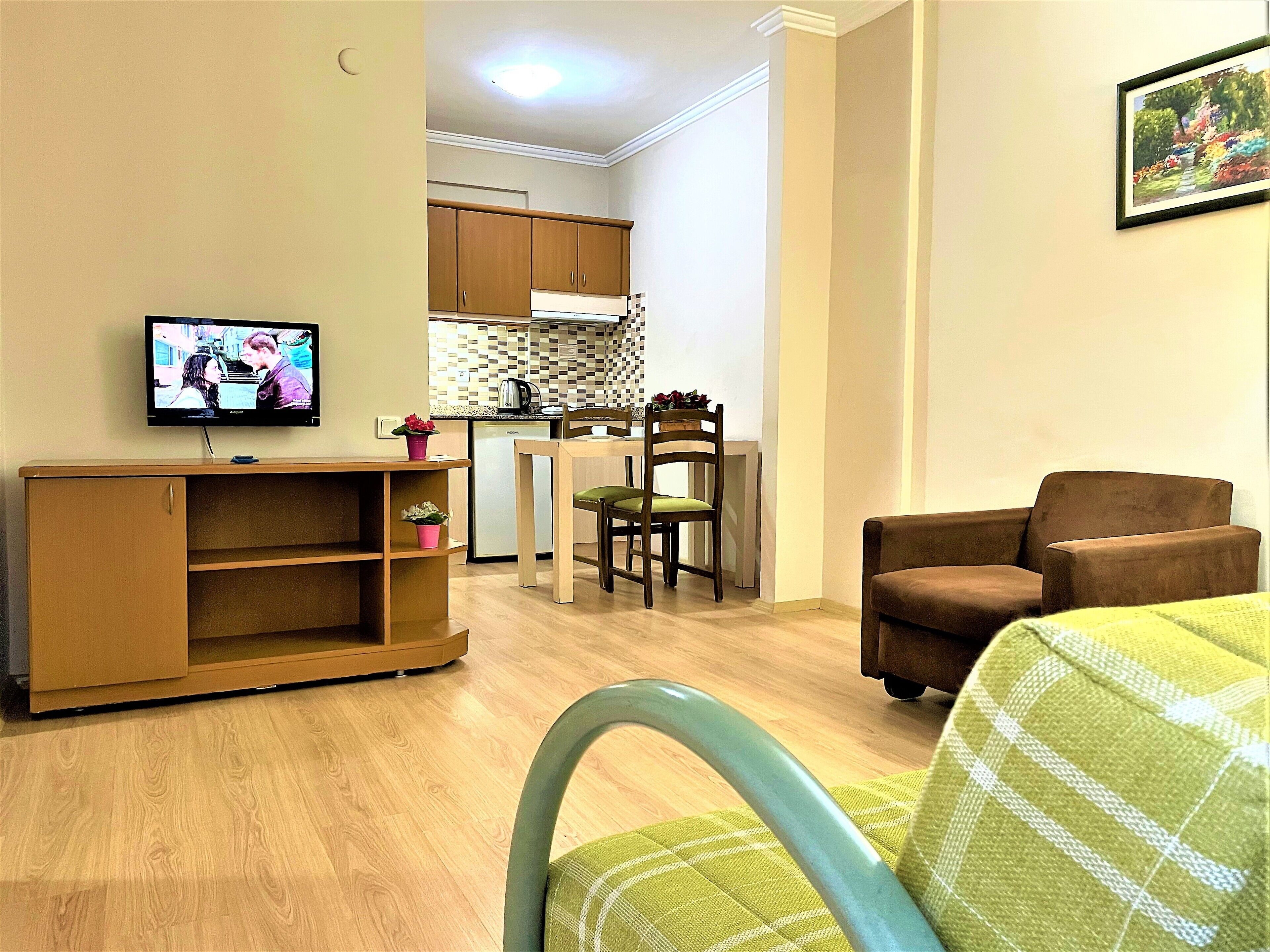 Photo - Select Suite & Apart