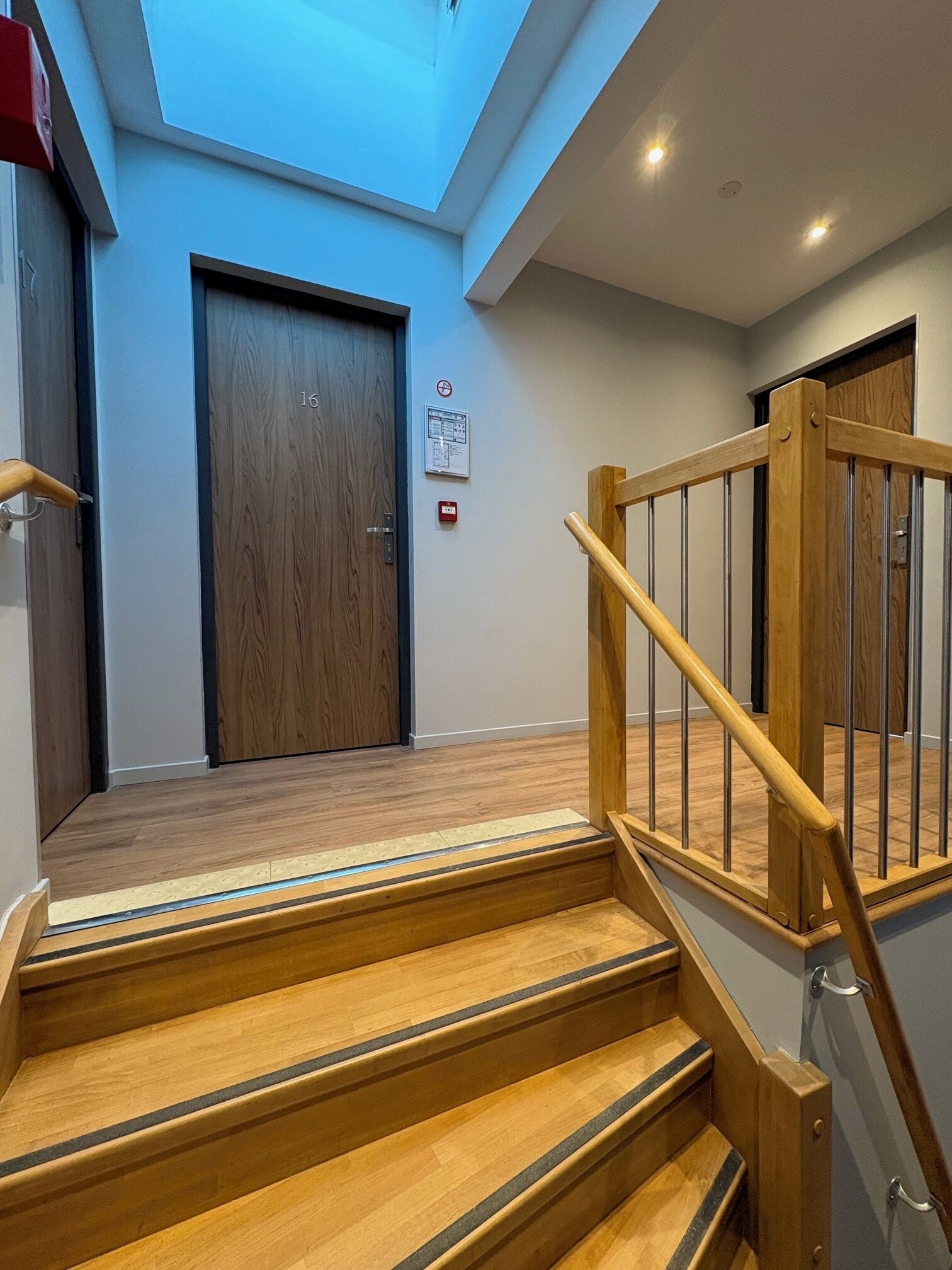 double room | individually decorated, individually furnished, desk, laptop workspace