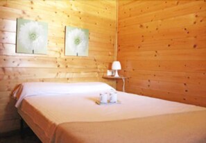 3 Schlafzimmer, hochwertige Bettwaren, kostenloses WLAN, Bettwäsche