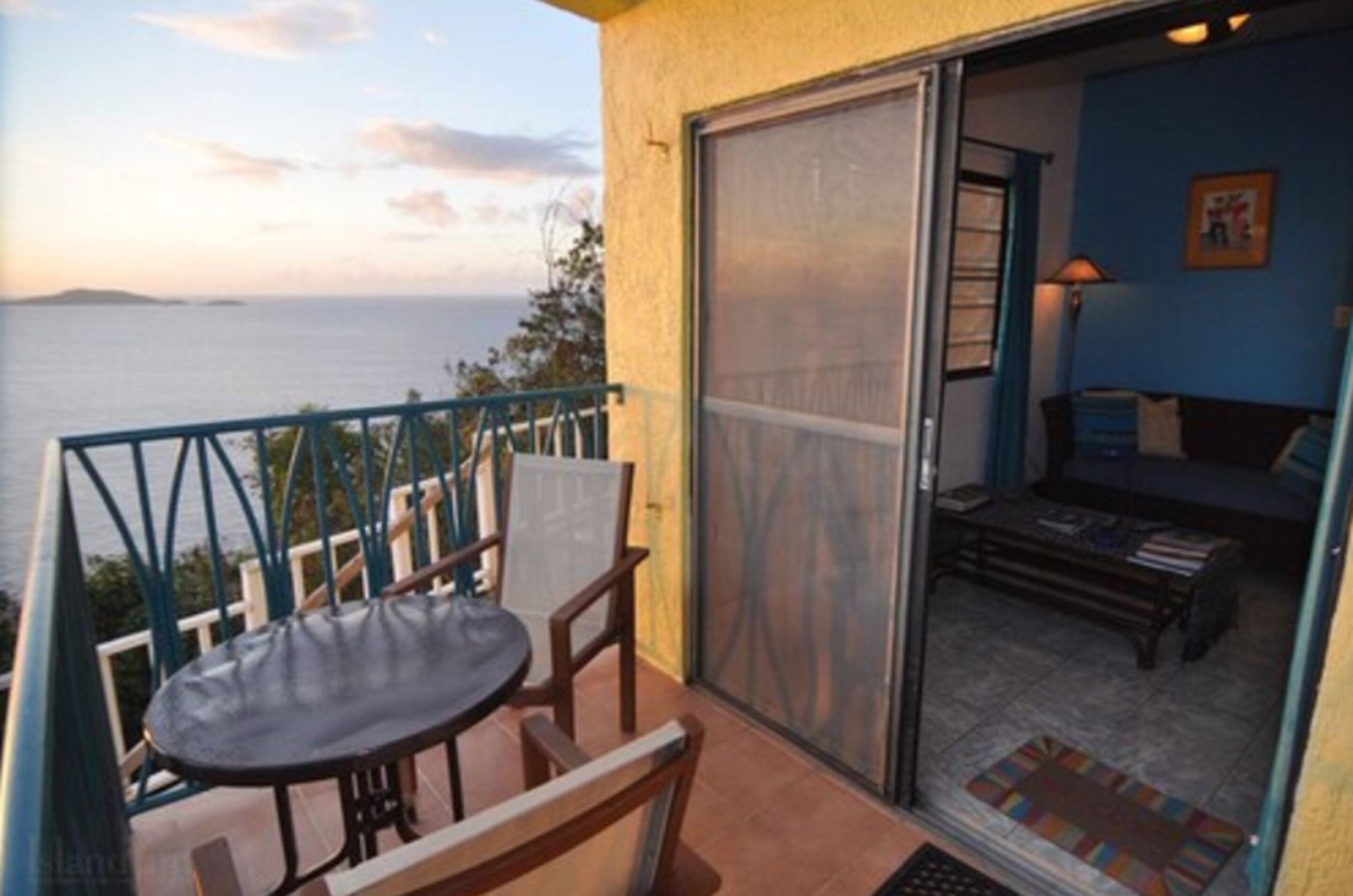 Suite Confort, 1 habitación, balcón, vista al océano | Balcón