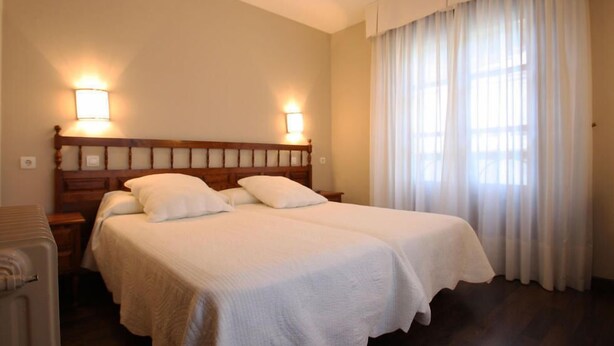 Chambre Standard Double ou avec lits jumeaux