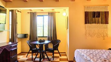 Three Bedroom Villa | 1 chambre, fer et planche Ă repasser, draps fournis