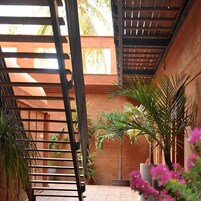 1 habitación, escritorio, cortinas blackout y sistema de insonorización 