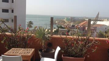 Daily buffet breakfast (EUR 10 per person)