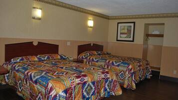 Iron/ironing board, free WiFi, bed sheets