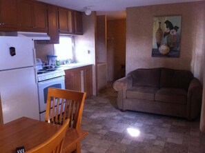 普通小屋, 2 間臥室 | 客廳